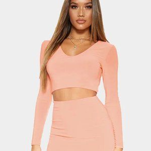 PRETTYLITTLETHING Peach Second Skin Long Sleeve V-Neck Crop Top, NWT